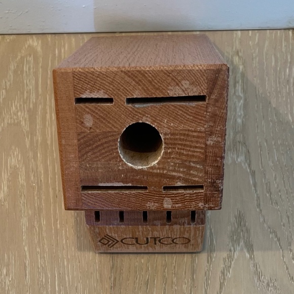 Cutco Solid Wood Knife Block - Essentials + 5 Set Block (10-Slot) - Picture 2 of 6